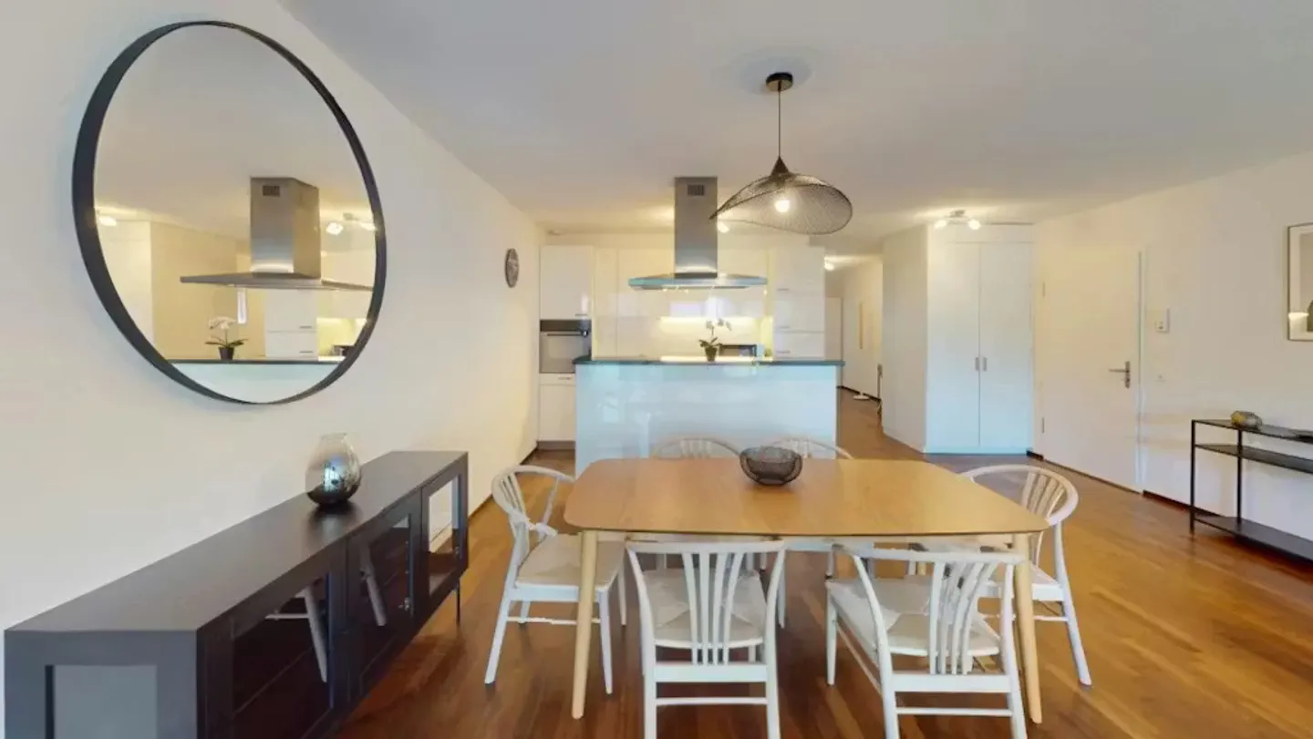 Charming Apartment in Morges - Photo 2 of 10