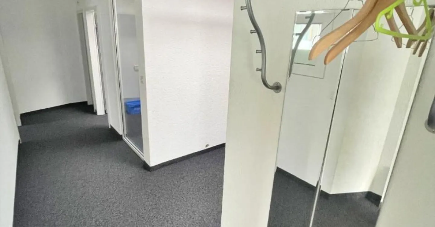Büro_Depot_DDP_Crisser - Foto 12 von 13