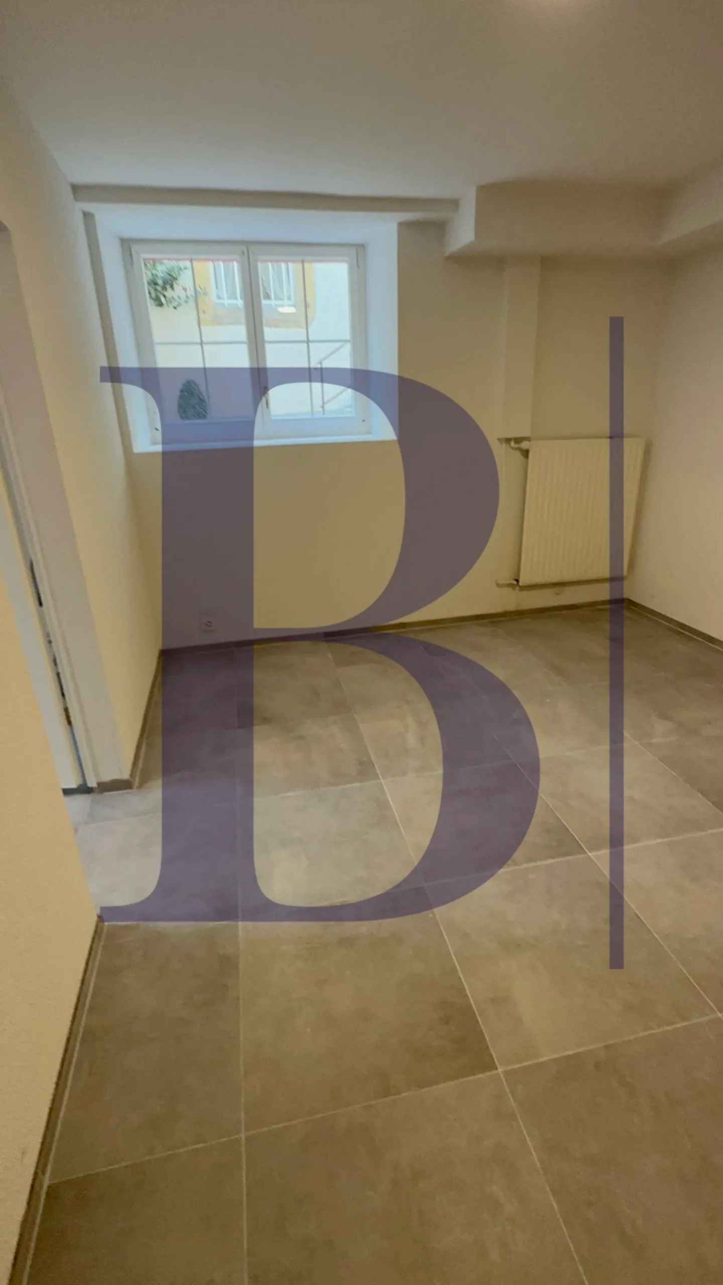 Residential Building by Lake Neuchâtel - Photo 10 of 10