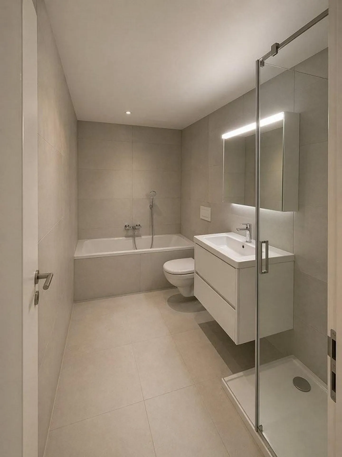 Appartamento duplex ristrutturato con 4 stanze - Foto 5 di 8