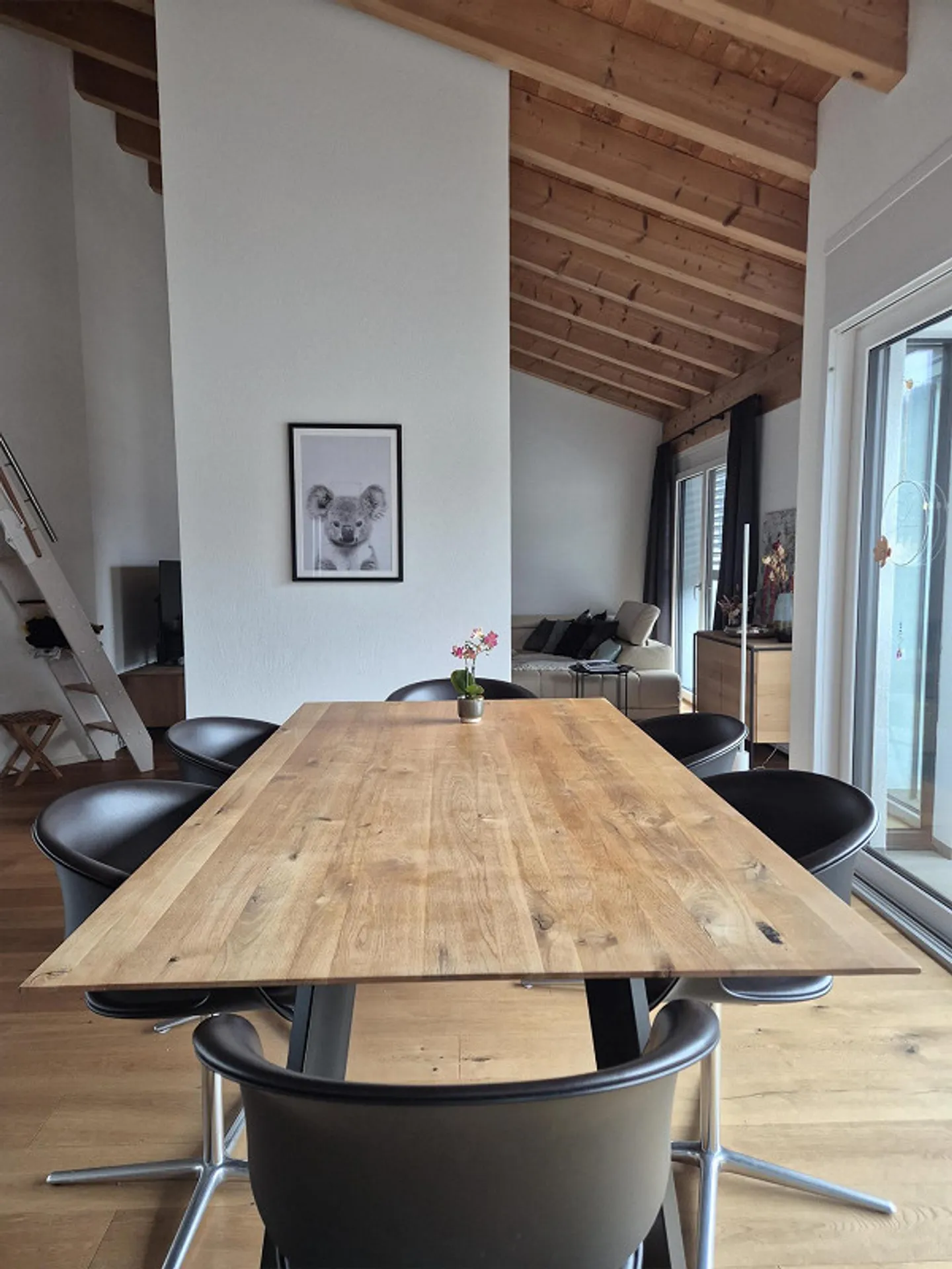 Grosszügige Attikawohnung mit Aussicht - Foto 6 von 15