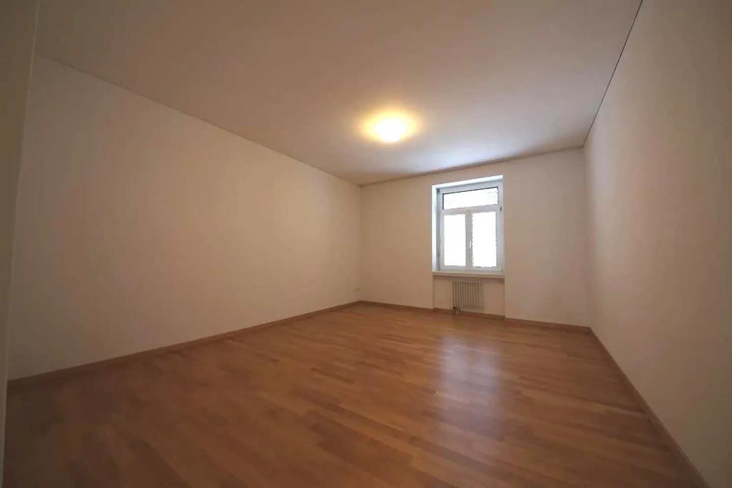 Vivre à Saint-Gall - appartement confortable de 3,5 pièces - Photo 2 sur 4