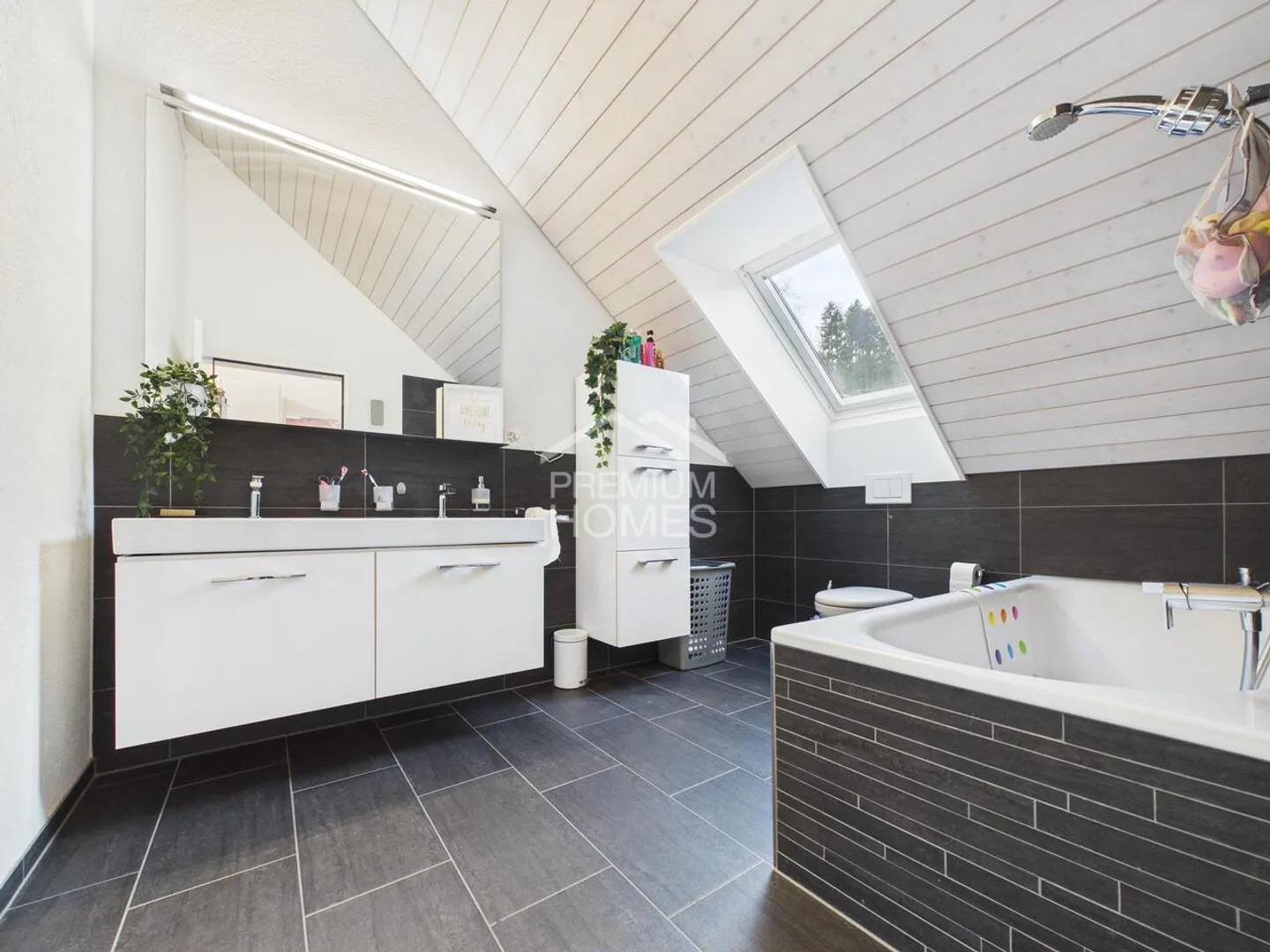 Appartement Charmant avec Jardin - Photo 9 sur 13