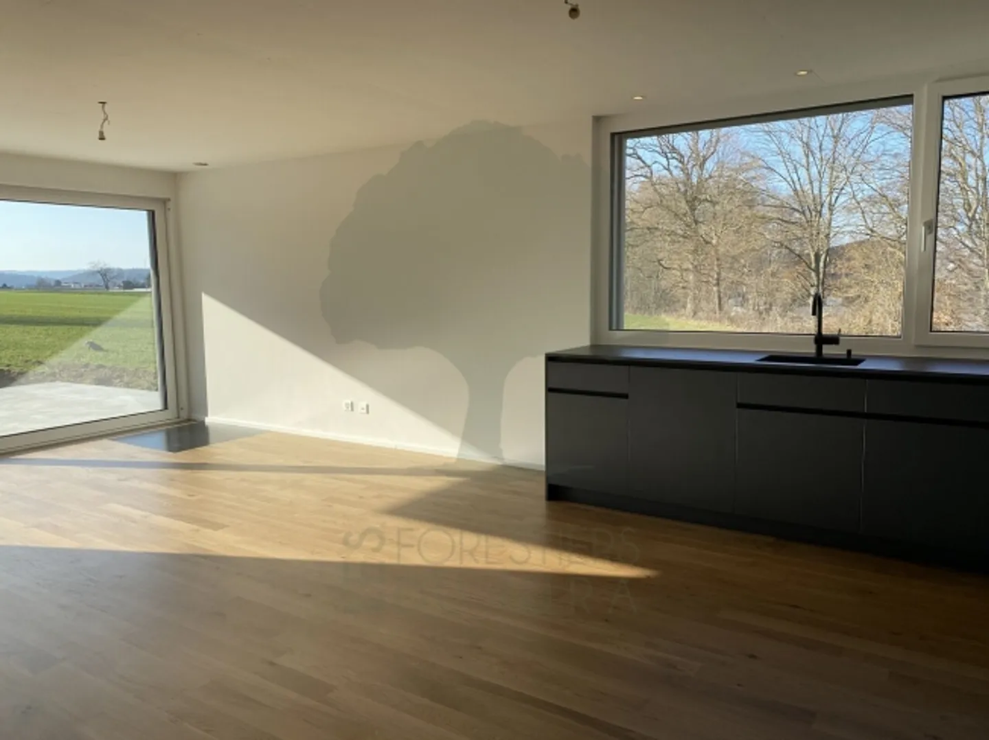 Schönes Architektenhaus mit 4,5 Zimmern auf einer Ebene - Foto 6 von 16