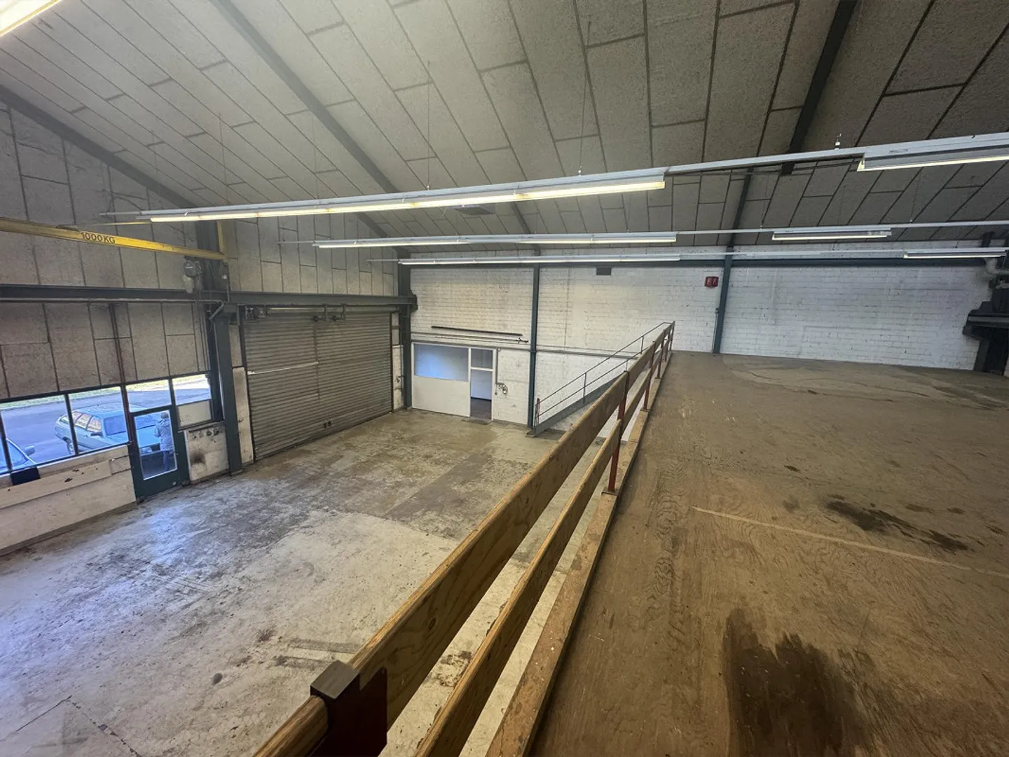 Vielseitige Produktions- und Lagerfläche - Foto 5 von 8