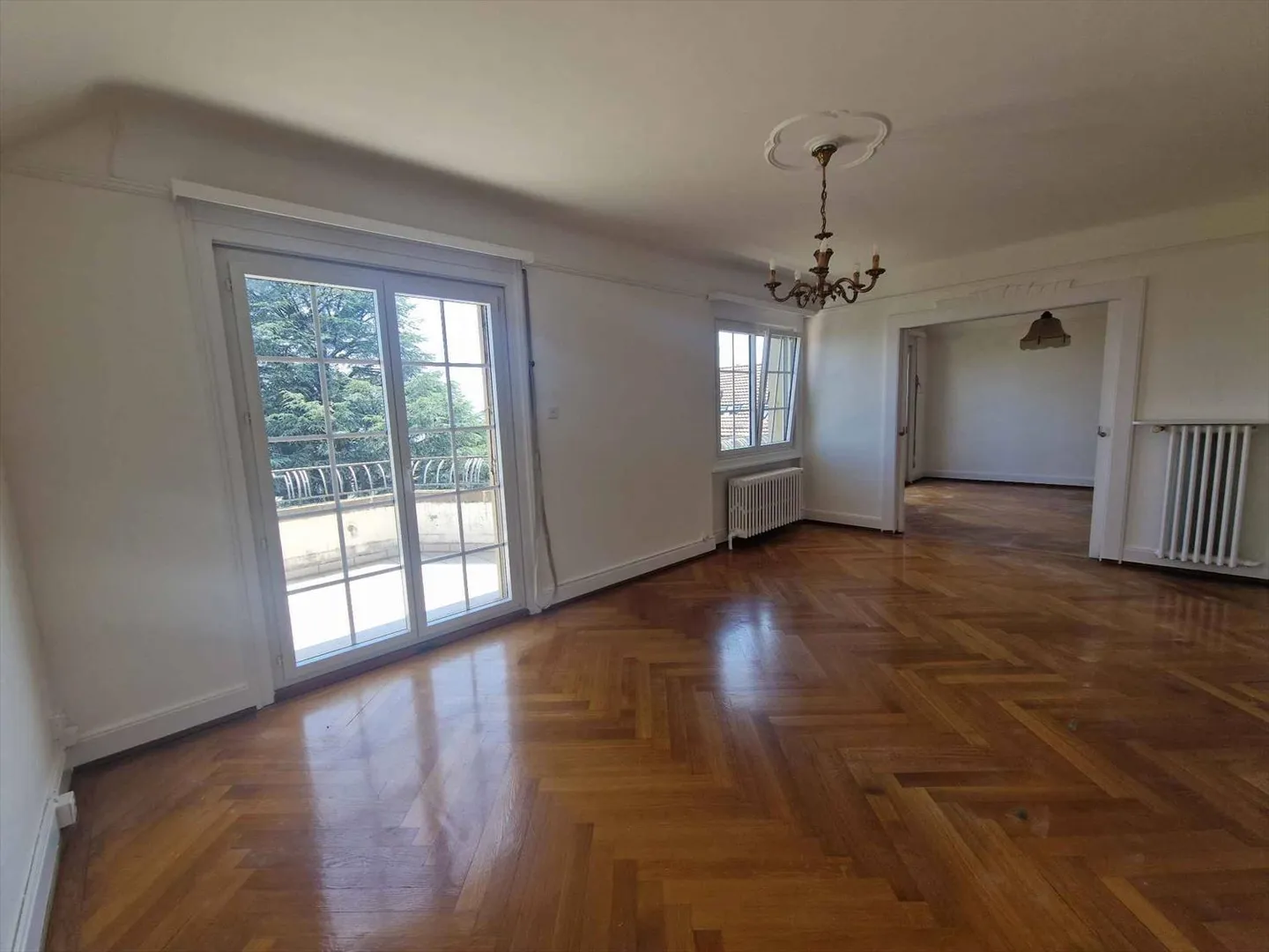 Ultimo piano 3.5 stanze - Foto 3 di 9
