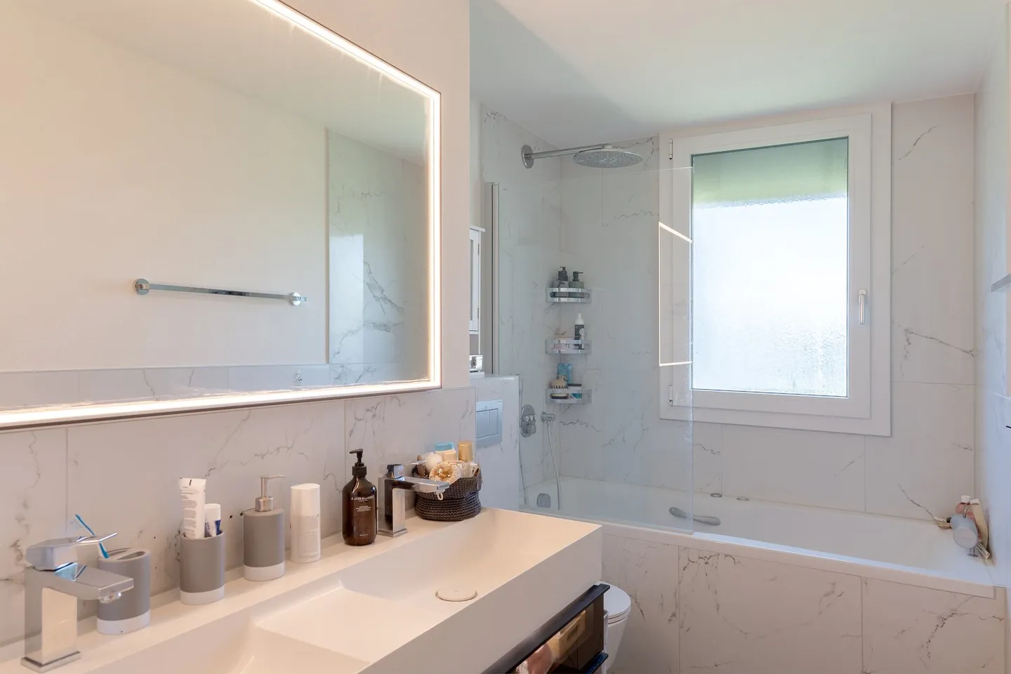 Beautifully renovated 4.5 condominium - Photo 4 of 15