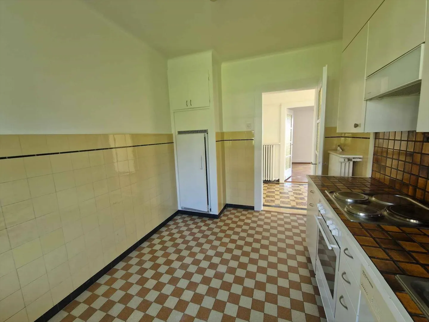 Ultimo piano 3.5 stanze - Foto 8 di 9