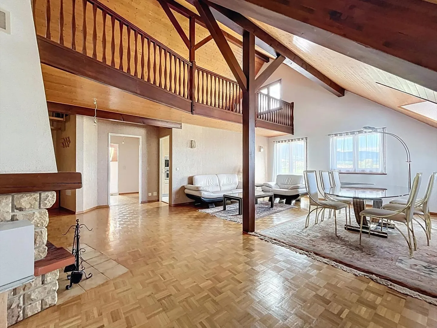 Helles Dachgeschoss-Duplex - Foto 1 von 7