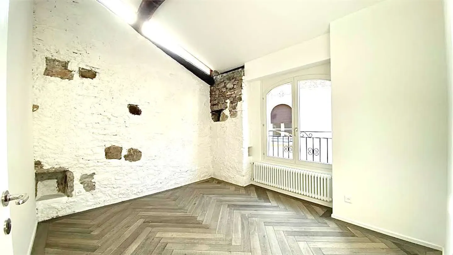 Casa storica di pregio 5,5 locali in affitto a Riva San Vitale - Photo 8 of 12