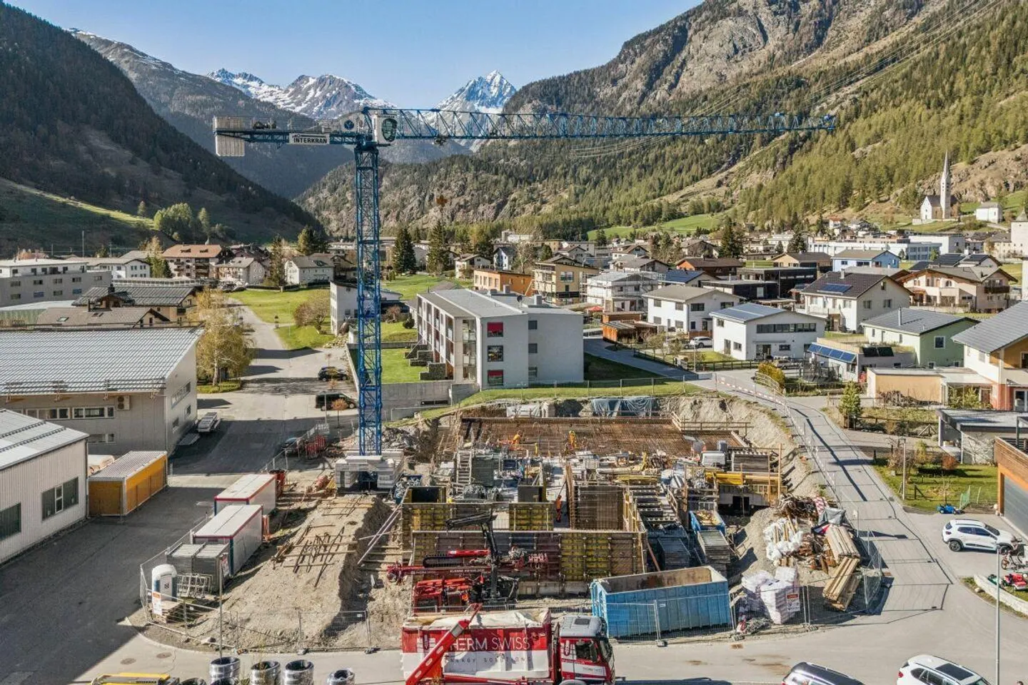 Wohnen mit Perspektive - hochwertiger Neubau in Zernez - Photo 7 sur 8