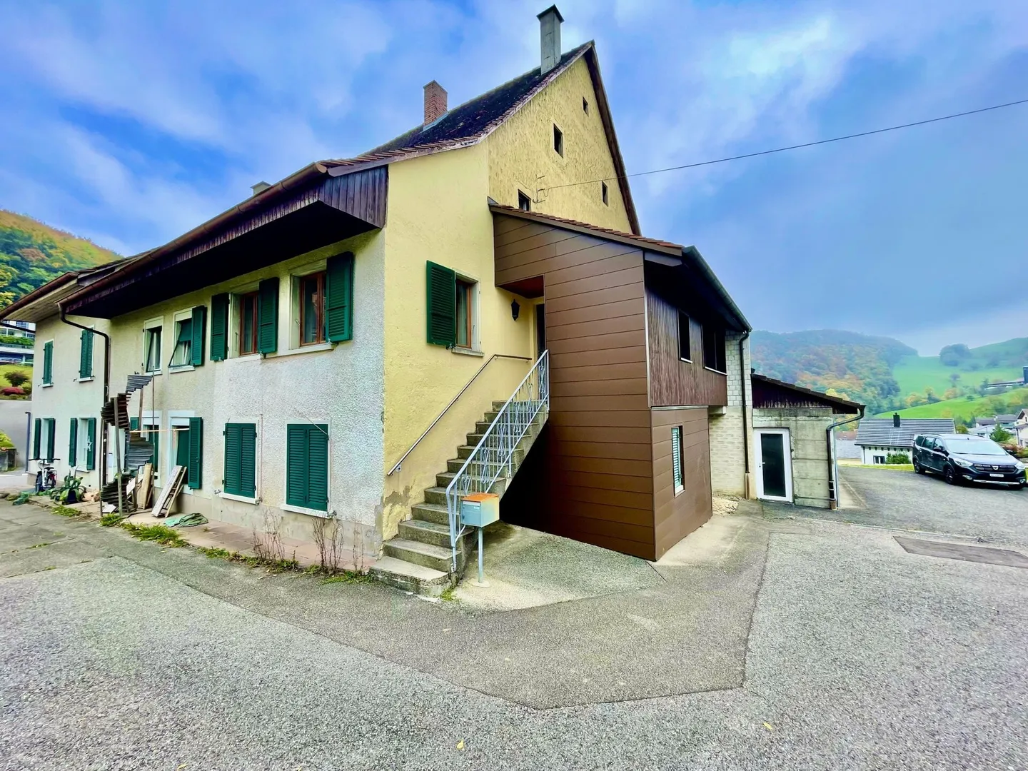 Il tuo nuovo progetto: Casa con storia e potenziale a Grindel - Foto 1 di 7