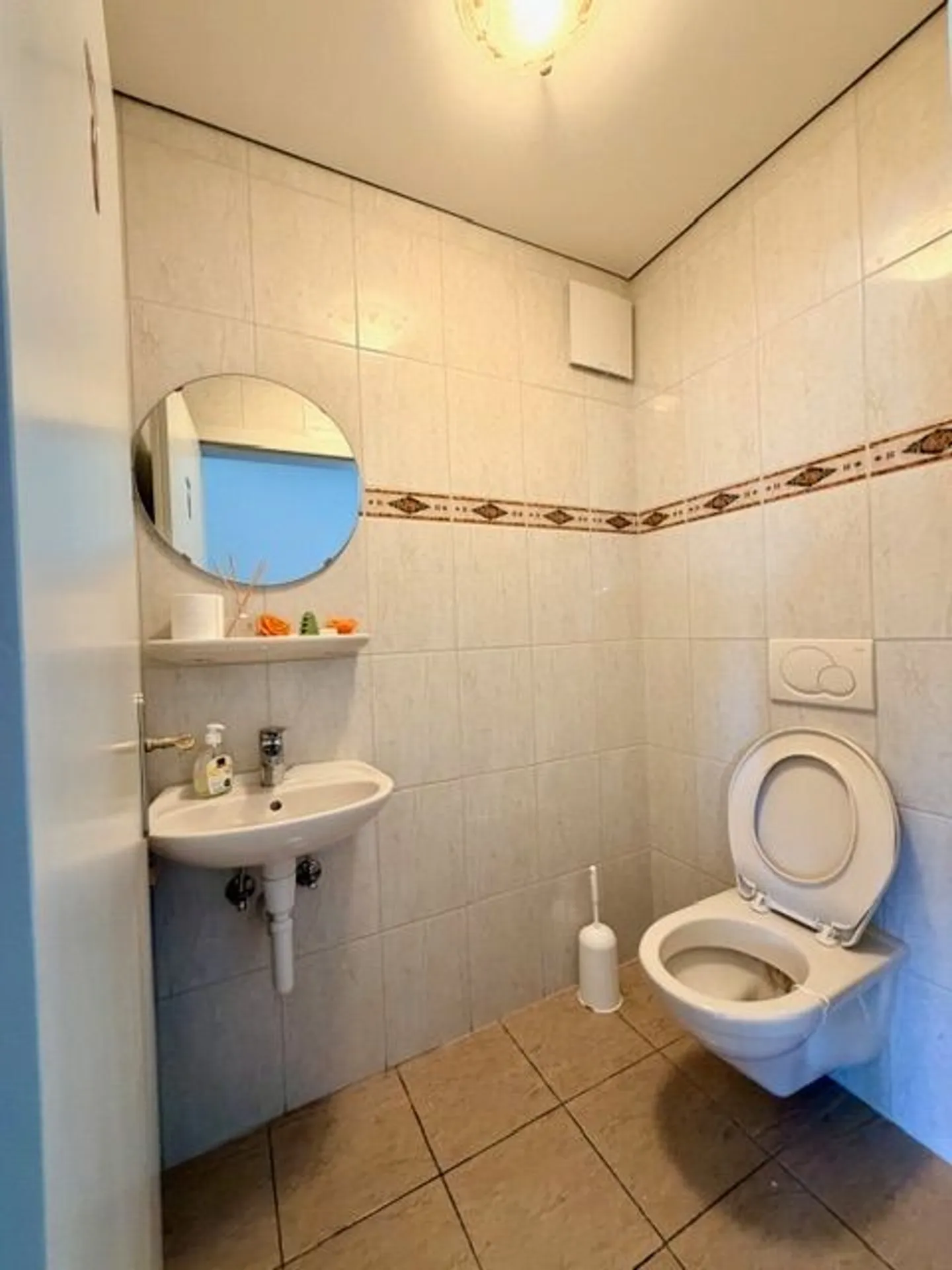 Free Suite Villa of 165 m2 + large depot of 154 m2 - Photo 12 of 13