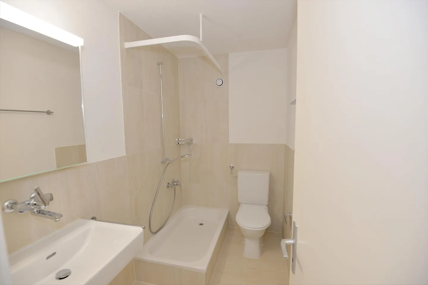 Ideale per i pendolari! - Foto 7 di 9