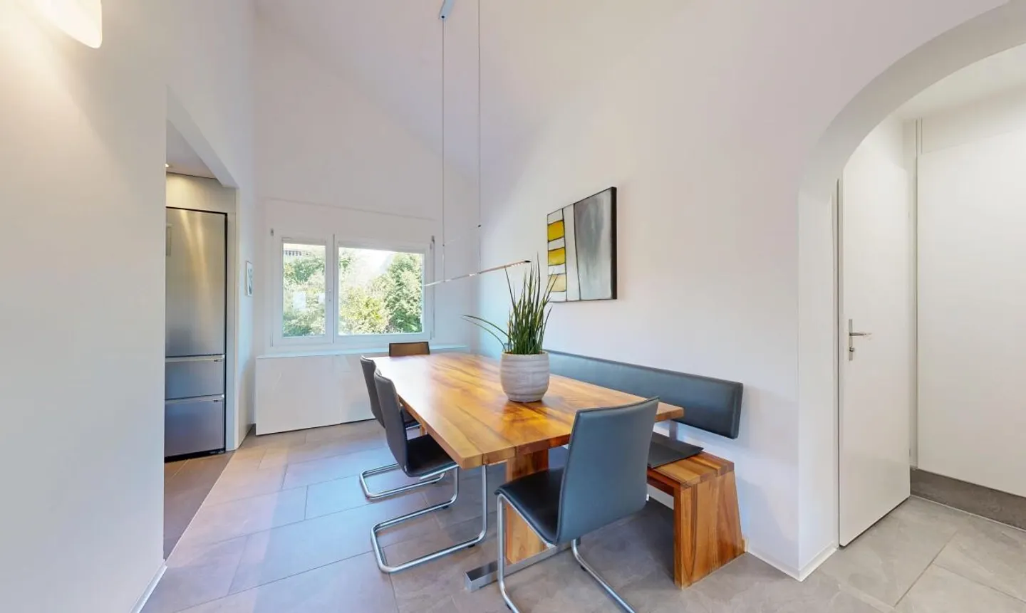 Appartamento elegante di 4,5 stanze con potenziale di espansione - Foto 4 di 13