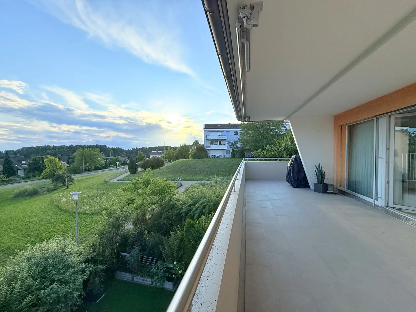 Appartamento in affitto - Foto 3 di 10