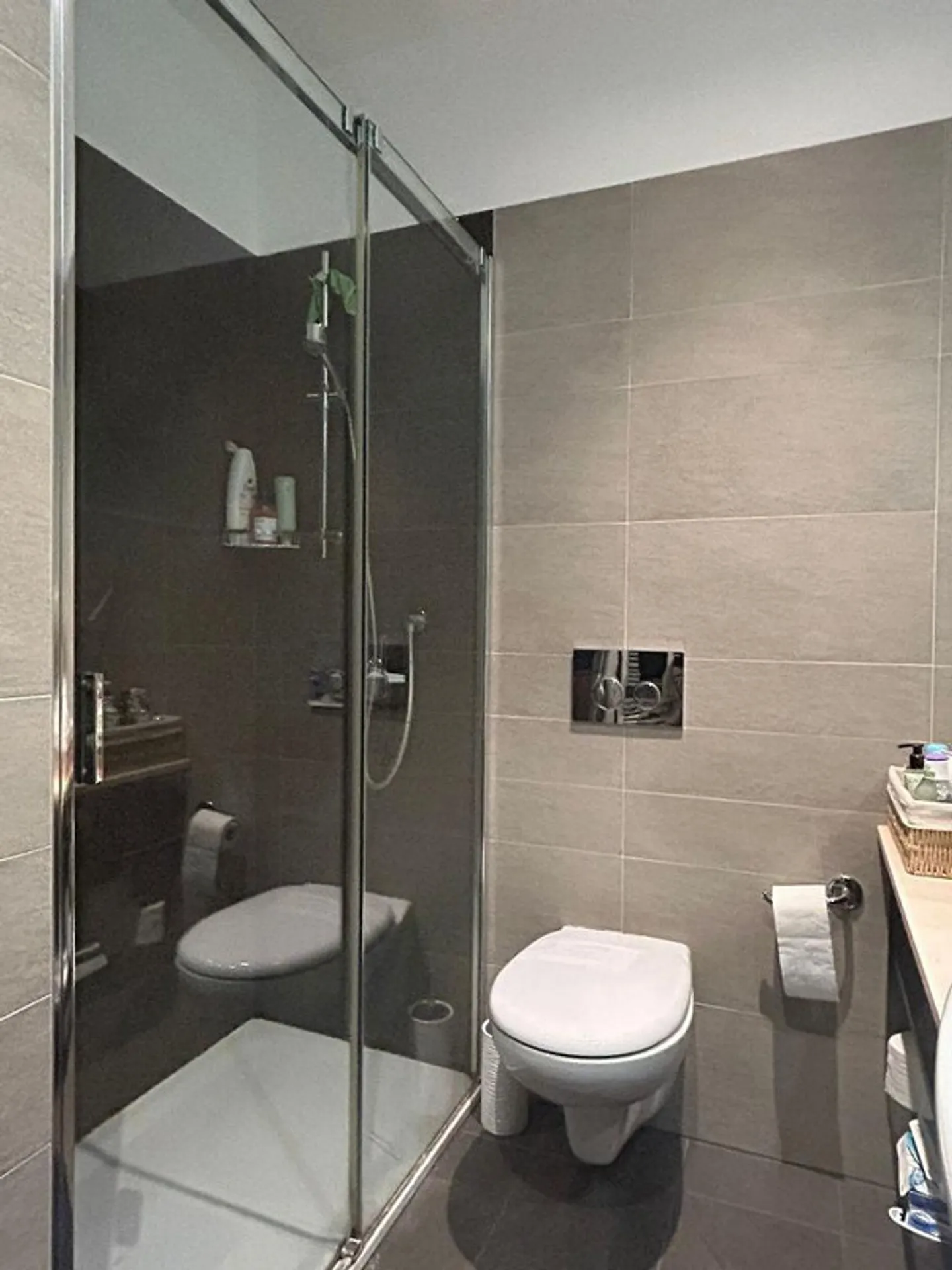APPARTAMENTO 1.5 LOCALI ARREDATO, CON TERRAZZA E VISTA LAGO - Foto 6 di 7