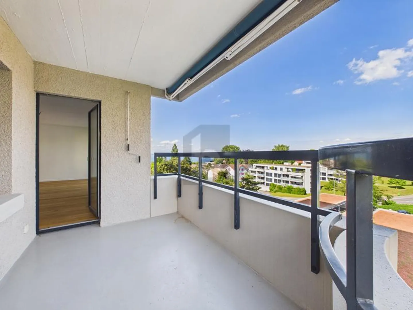 COMPLETELY RENOVATED WITH LAKE VIEW - Photo 4 of 6