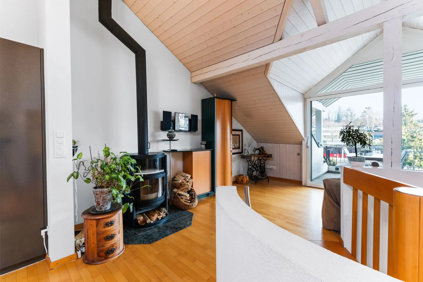 Attico-Maisonette Bijou in Affitto a Sempach, Città Alta - Foto 5 di 16