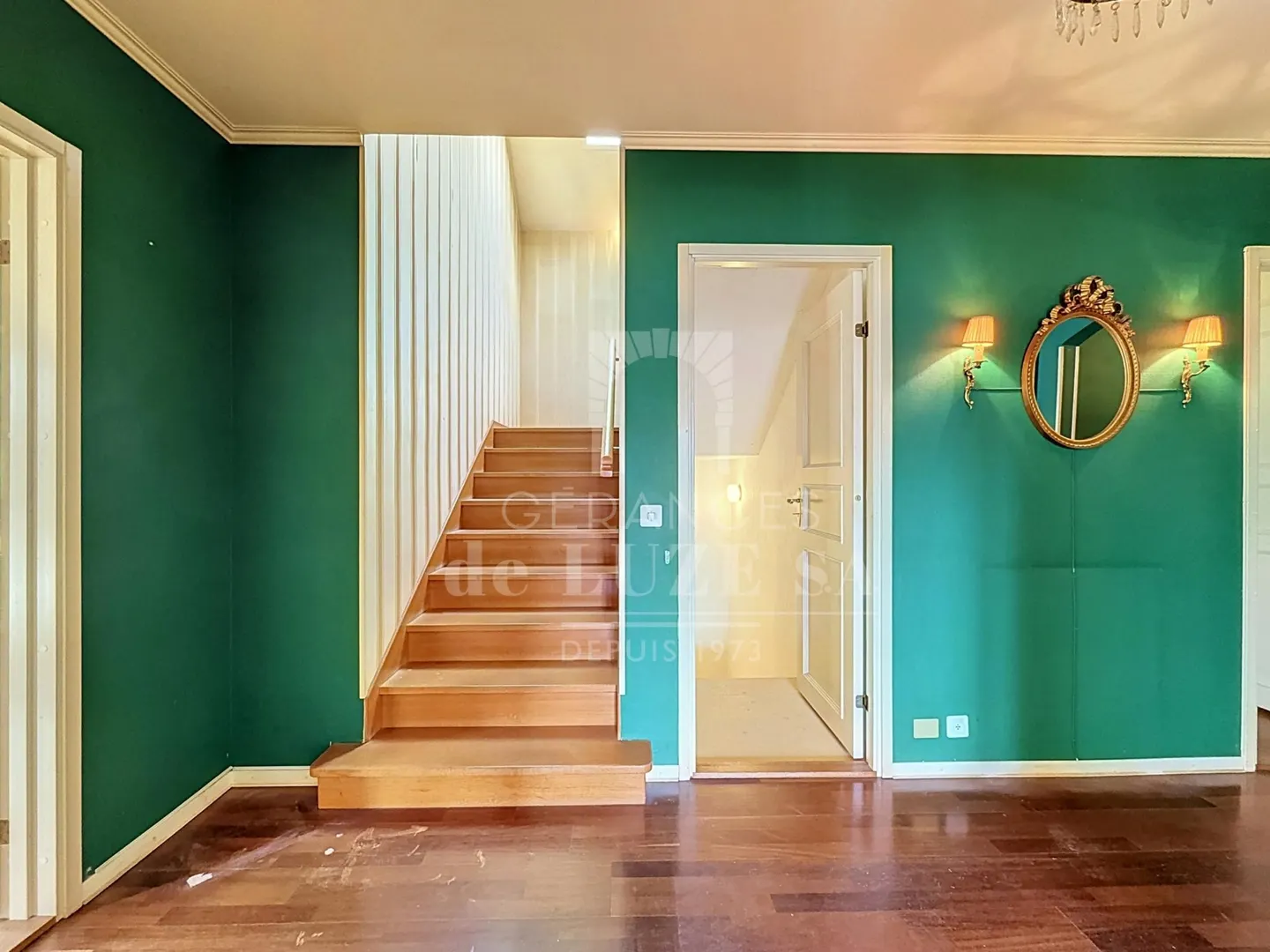 EXCLUSIVE - Spacious family villa with 6 rooms - Photo 10 of 20