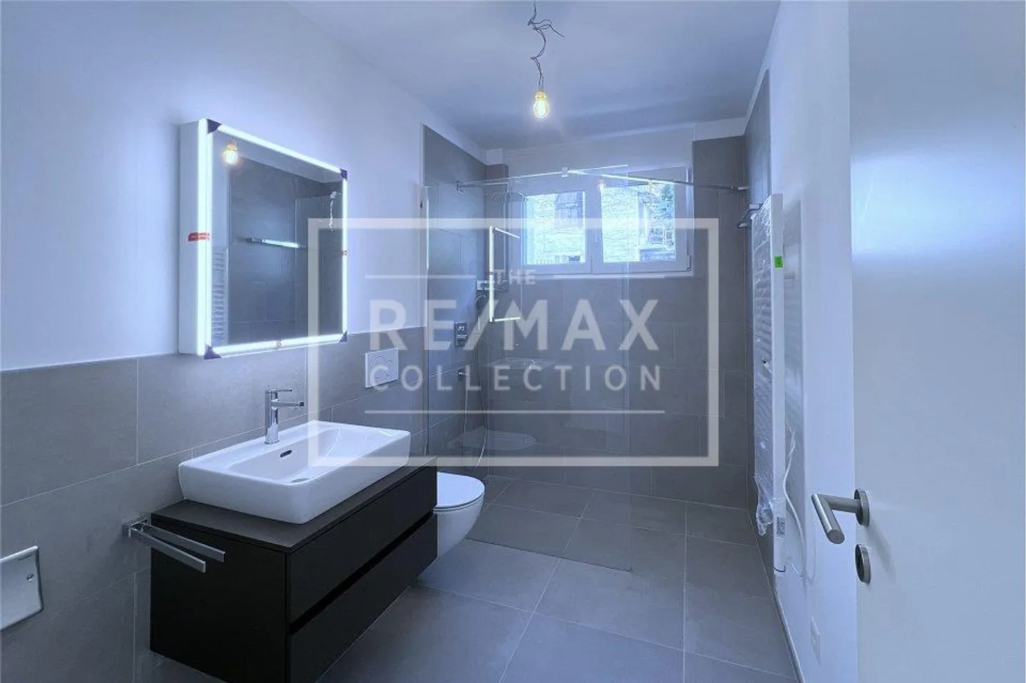 App. 4.5 locali e 2 posteggi incl. - Foto 7 di 13