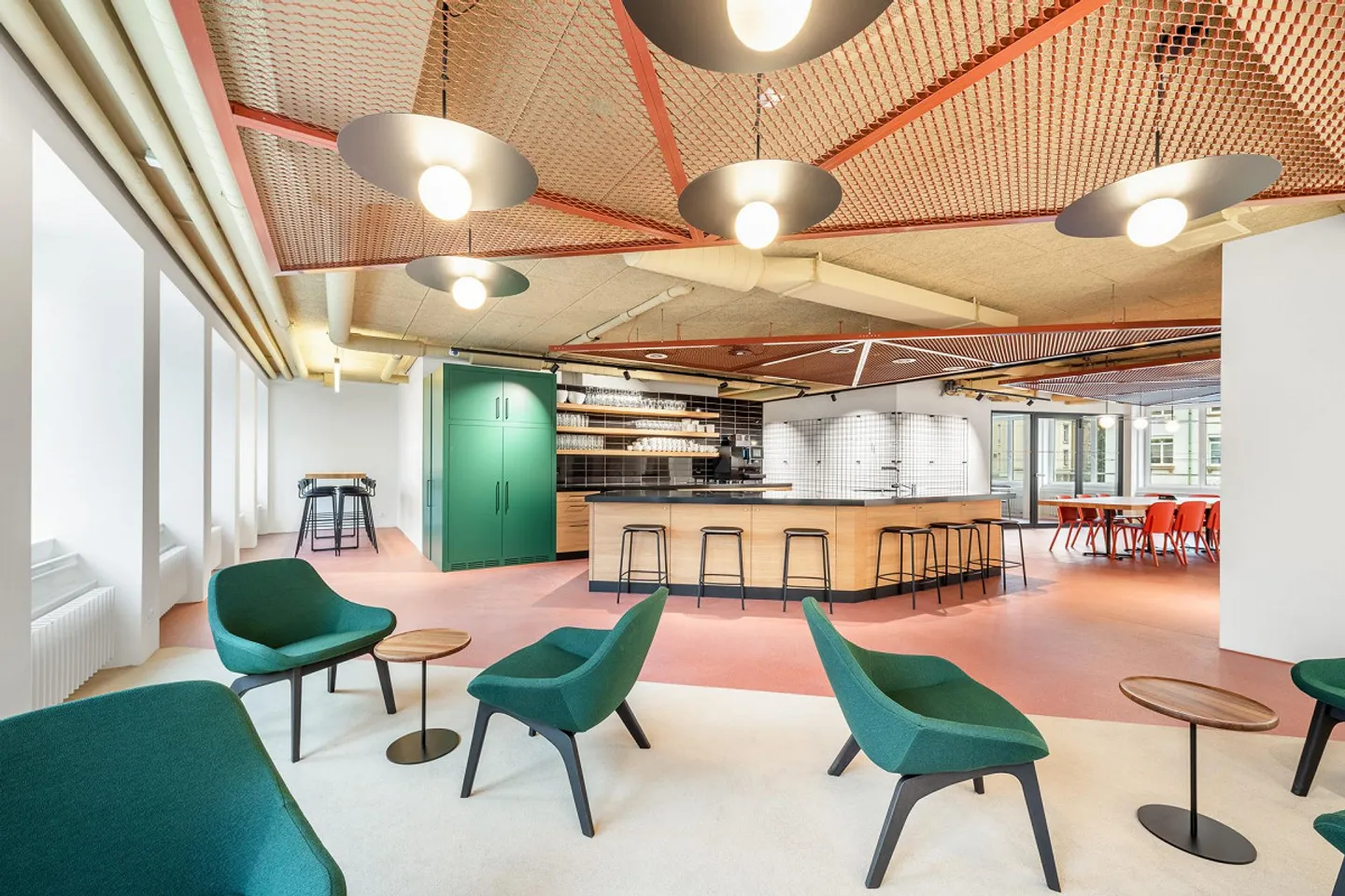 Office spaces near SBB train station (68–98 m²), including community & gym - Photo 6 of 27