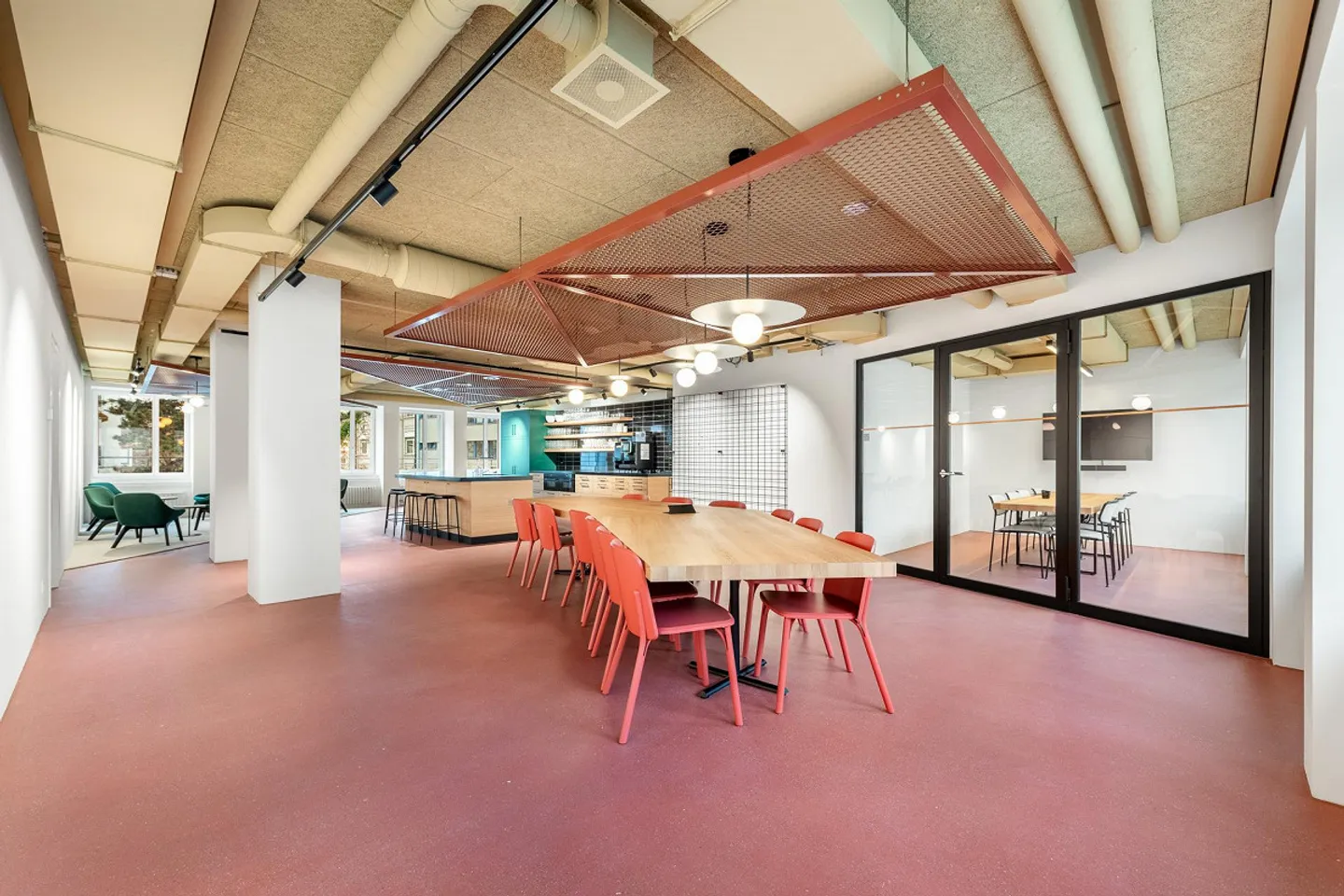 Office spaces near SBB train station (68–98 m²), including community & gym - Photo 11 of 27