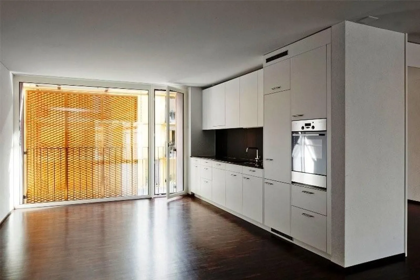 AFFITTARE SENZA DEPOSITO - Complesso residenziale moderno in una posizione centrale urbana - Foto 2 di 6