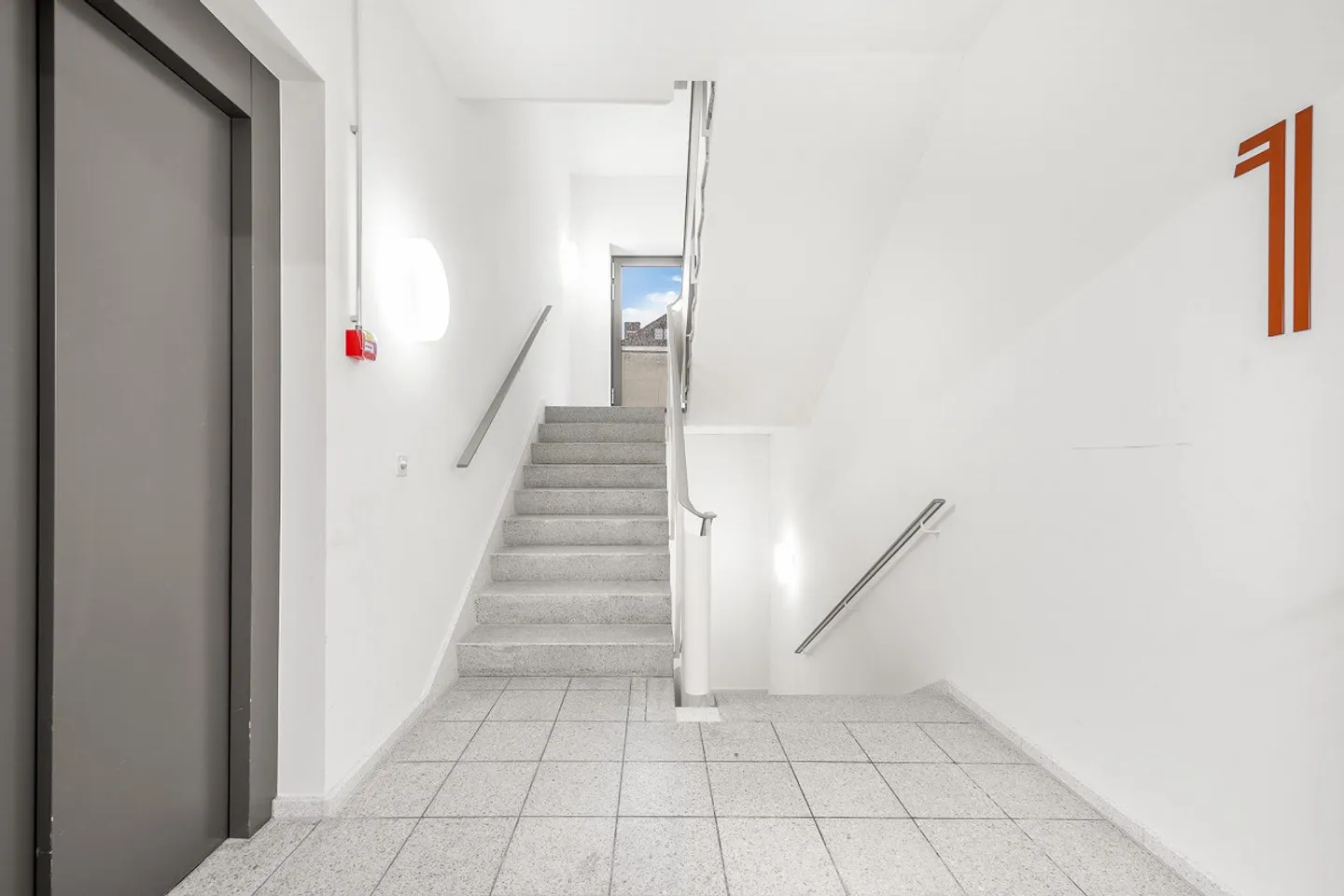 Office spaces near SBB train station (68–98 m²), including community & gym - Photo 25 of 27