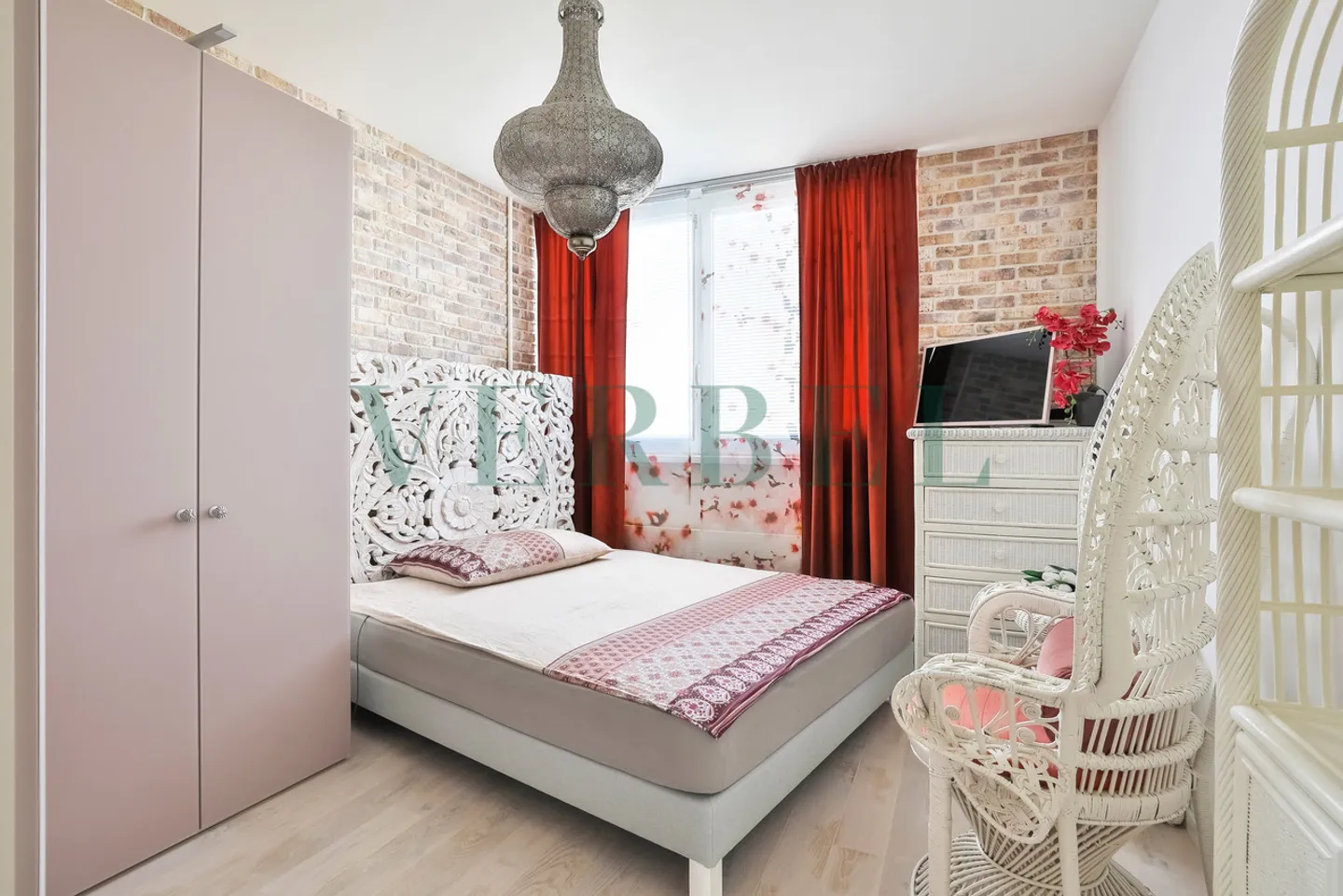 Bel appartamento di 4 stanze con Loggia - Foto 7 di 7