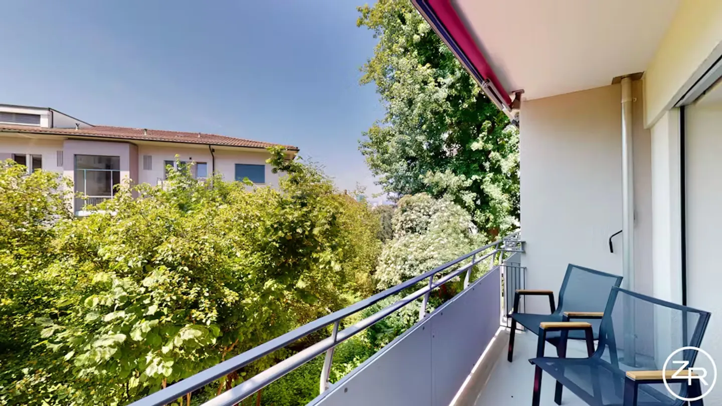 Charmantes Chalet in Zürich - Foto 5 von 9