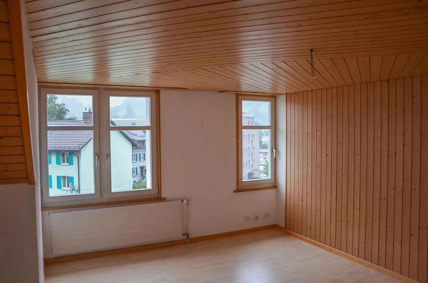 Appartamento attico affascinante di 3,5 stanze - Foto 3 di 5