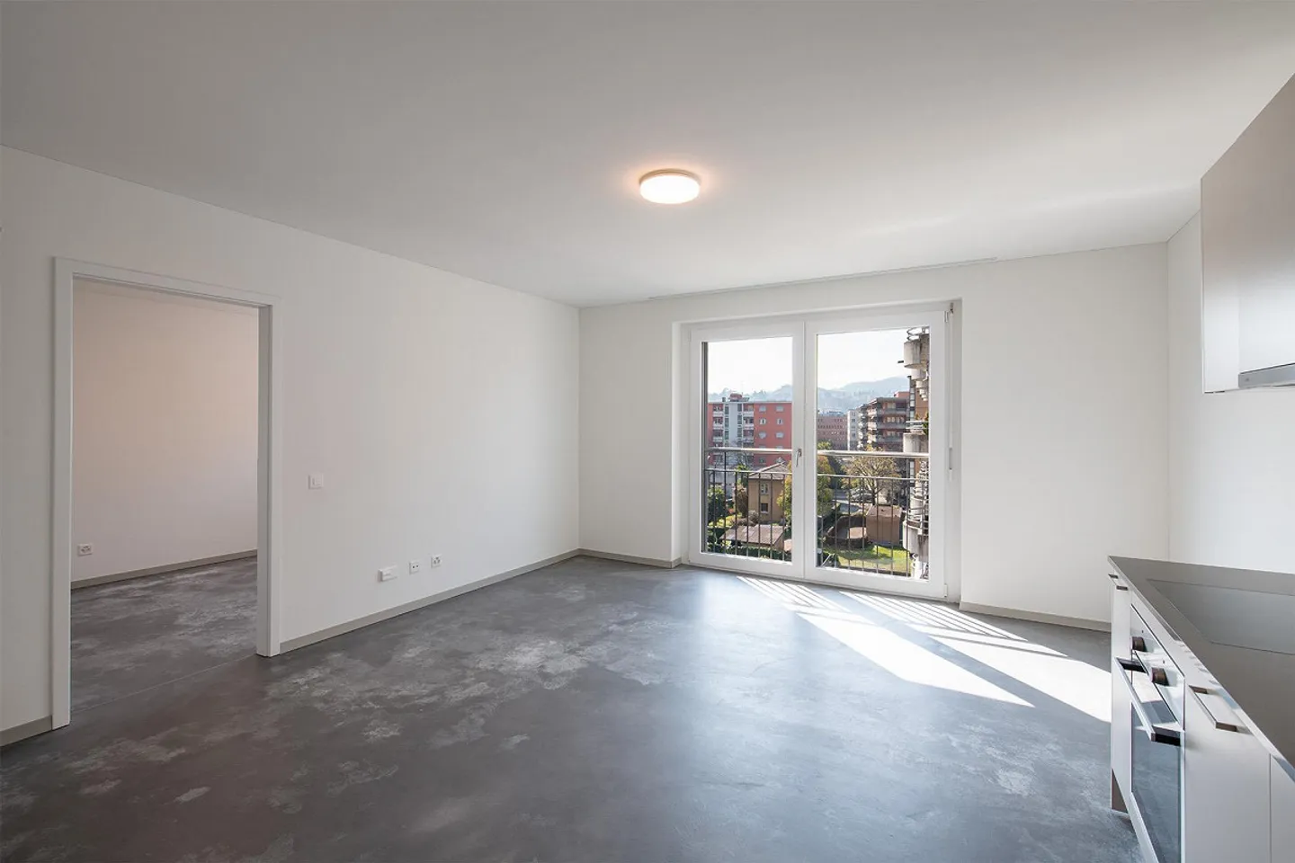 Spacious and lovely apartment - Photo 1 of 5