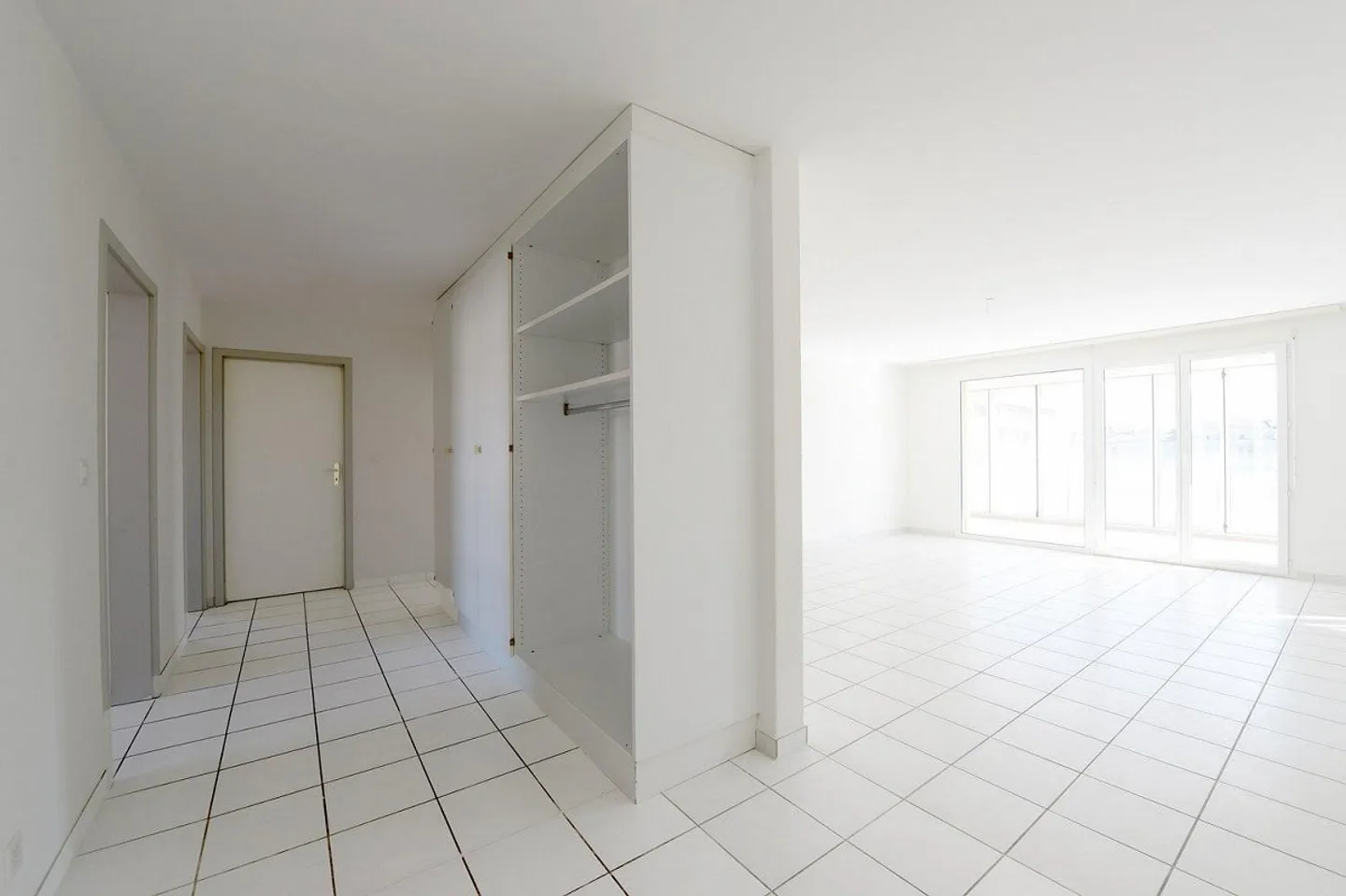 Charming 4.5 rooms in a very family-friendly neighborhood - Photo 6 of 13