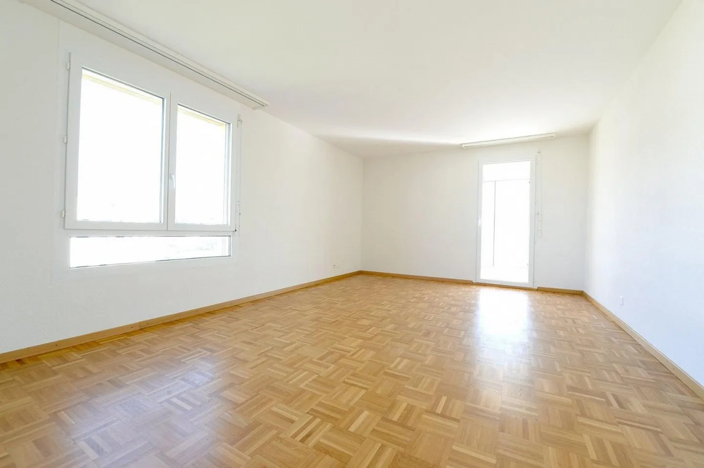 Charming 4.5 rooms in a very family-friendly neighborhood - Photo 9 of 13