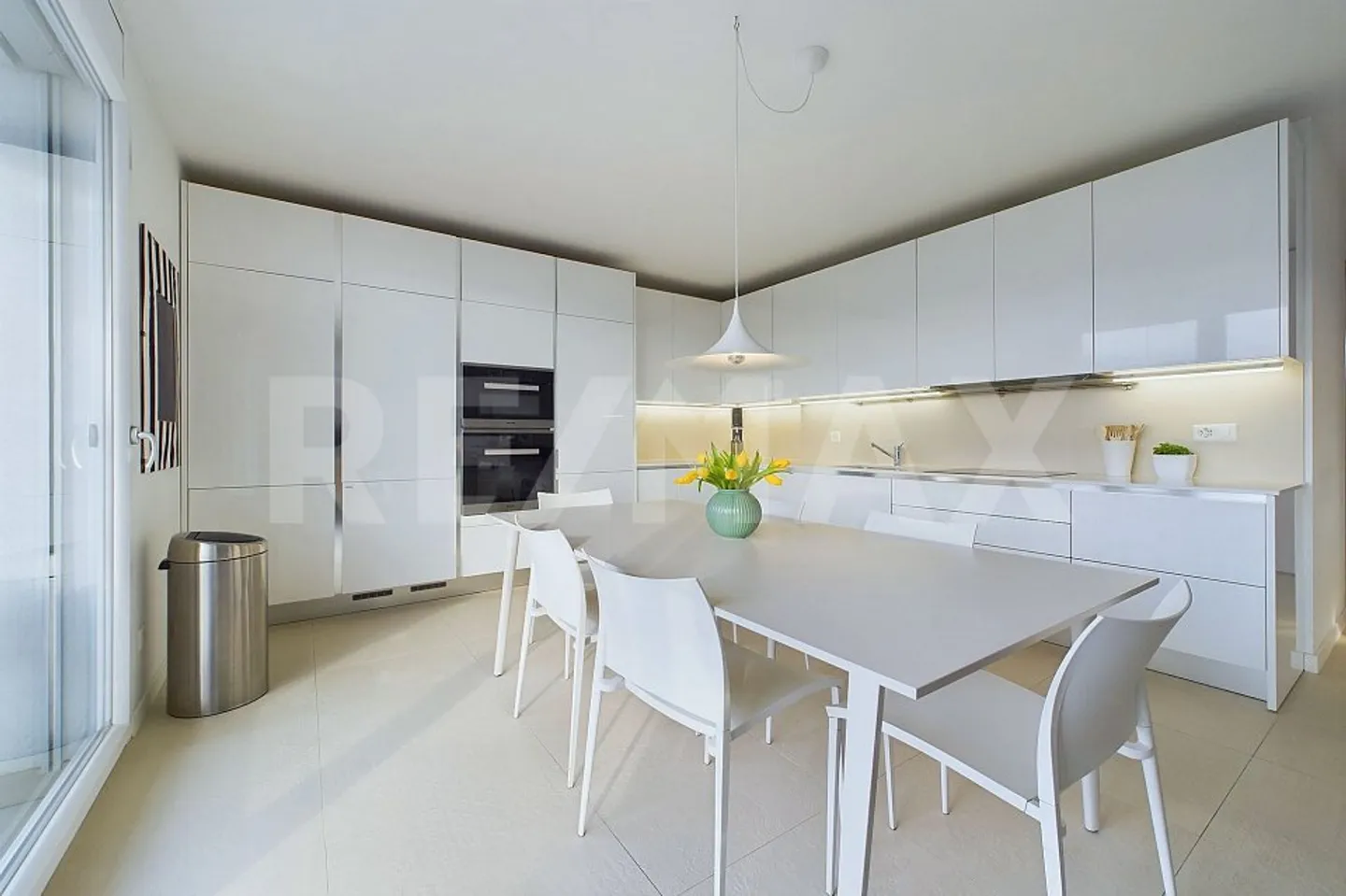 Elegante Penthouse mit teilweisem Blick auf den Luganersee - Foto 11 von 13