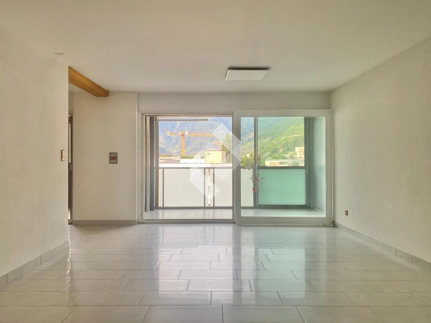 Geräumige 4.5-Zimmer-Wohnung in Martigny, begehrtes Viertel und repräsentatives Gebäude - Foto 2 von 13