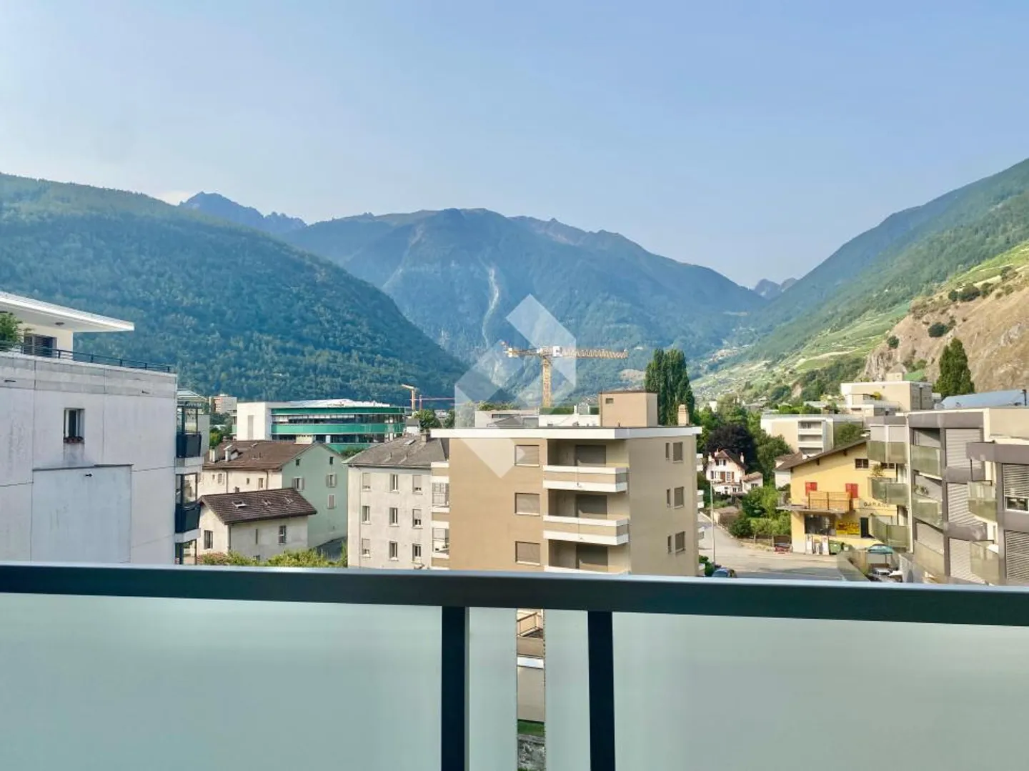 Geräumige 4.5-Zimmer-Wohnung in Martigny, begehrtes Viertel und repräsentatives Gebäude - Foto 5 von 13