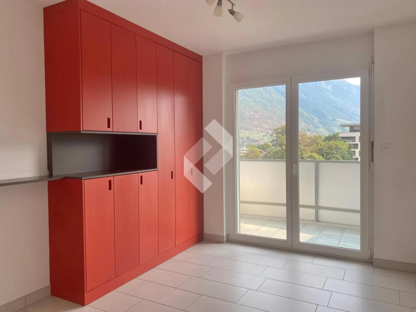 Geräumige 4.5-Zimmer-Wohnung in Martigny, begehrtes Viertel und repräsentatives Gebäude - Foto 9 von 13