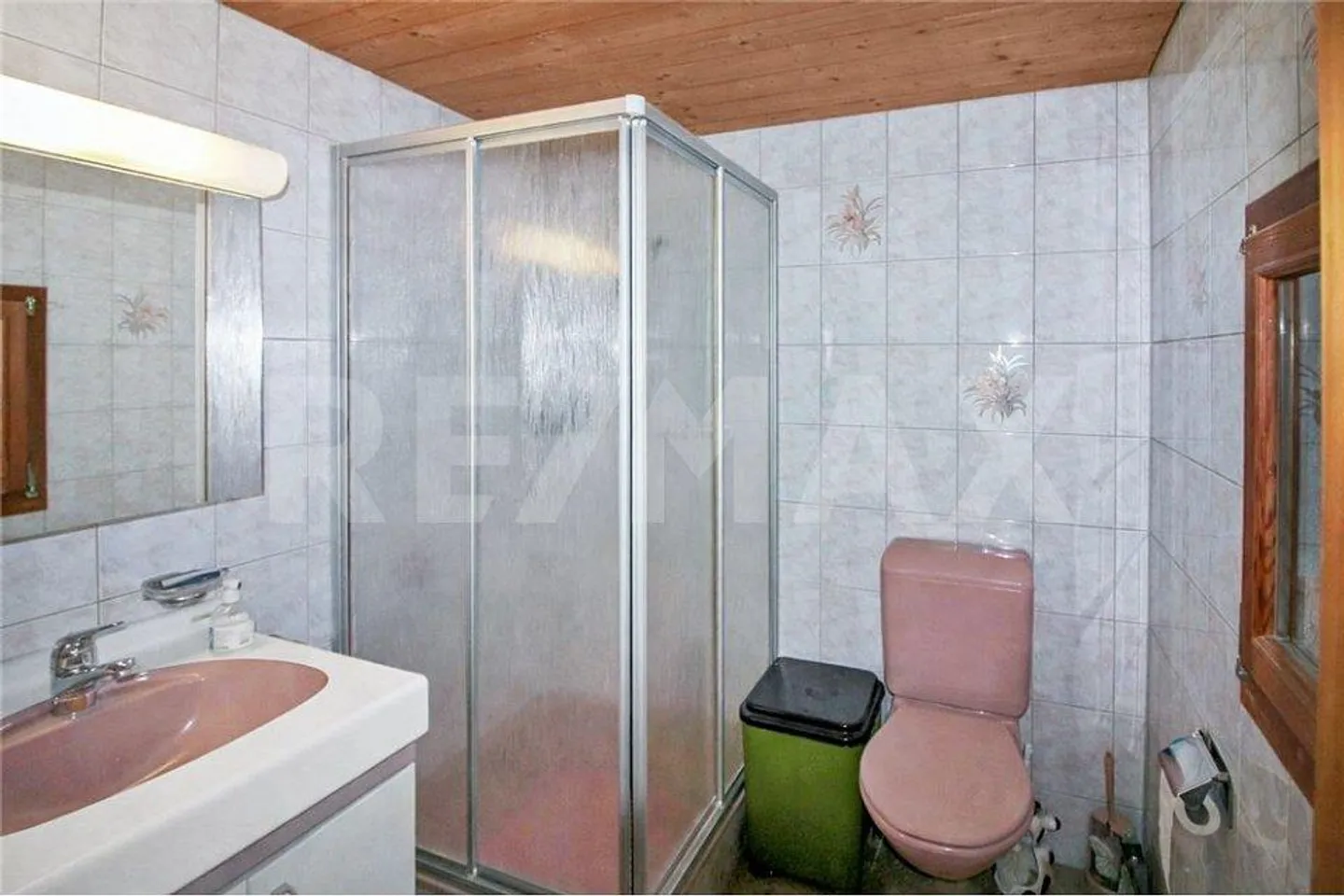 Ferme de 3½ pièces Où le four crépite doucement et la source Gesc... - Photo 10 sur 10