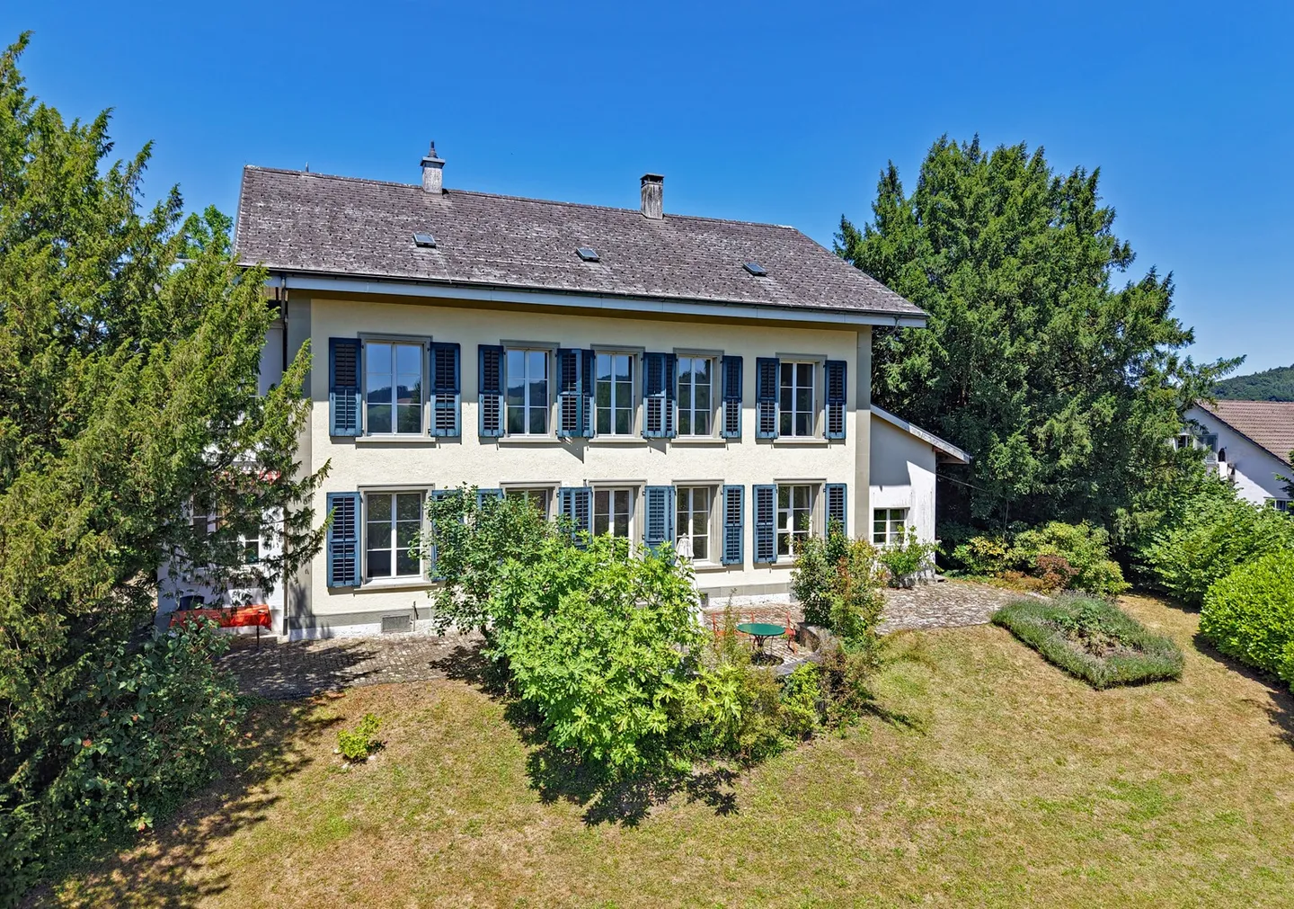 Historische Villa mit atemberaubendem Blick - Foto 1 von 16