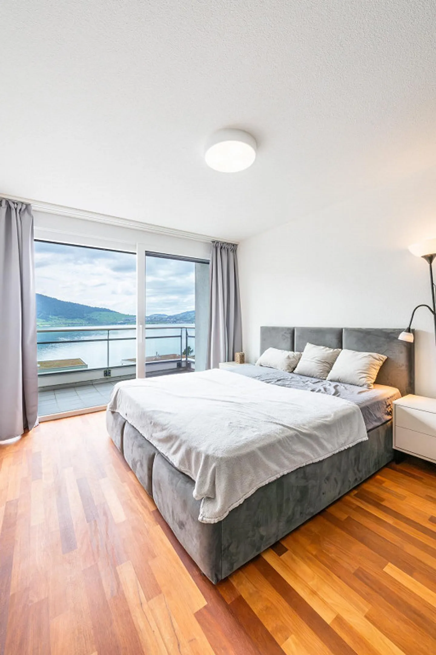 4.5 Room Apartment + 1.5 Room Studio - Photo 4 of 13