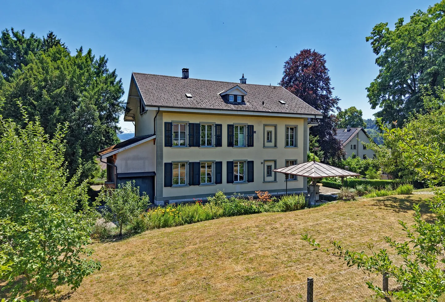 Historische Villa mit atemberaubendem Blick - Foto 4 von 16
