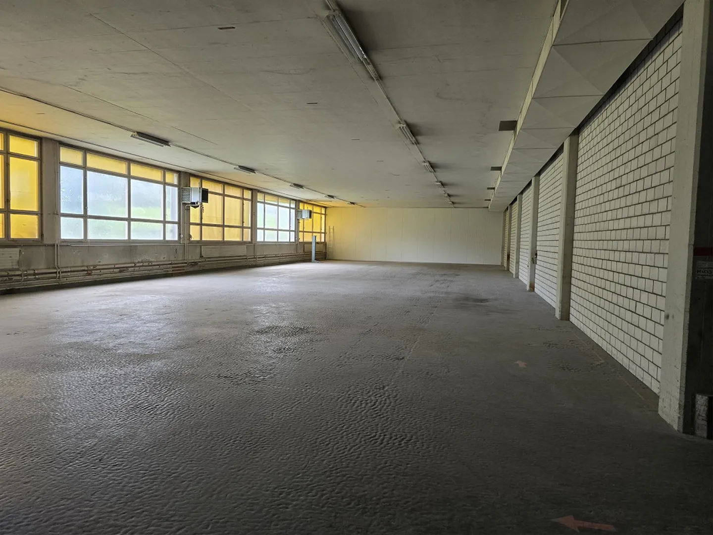 Warehouse Storage Workshop Production Area - Photo 1 of 4