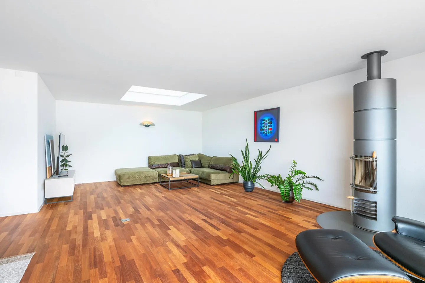 4.5 Room Apartment + 1.5 Room Studio - Photo 8 of 13