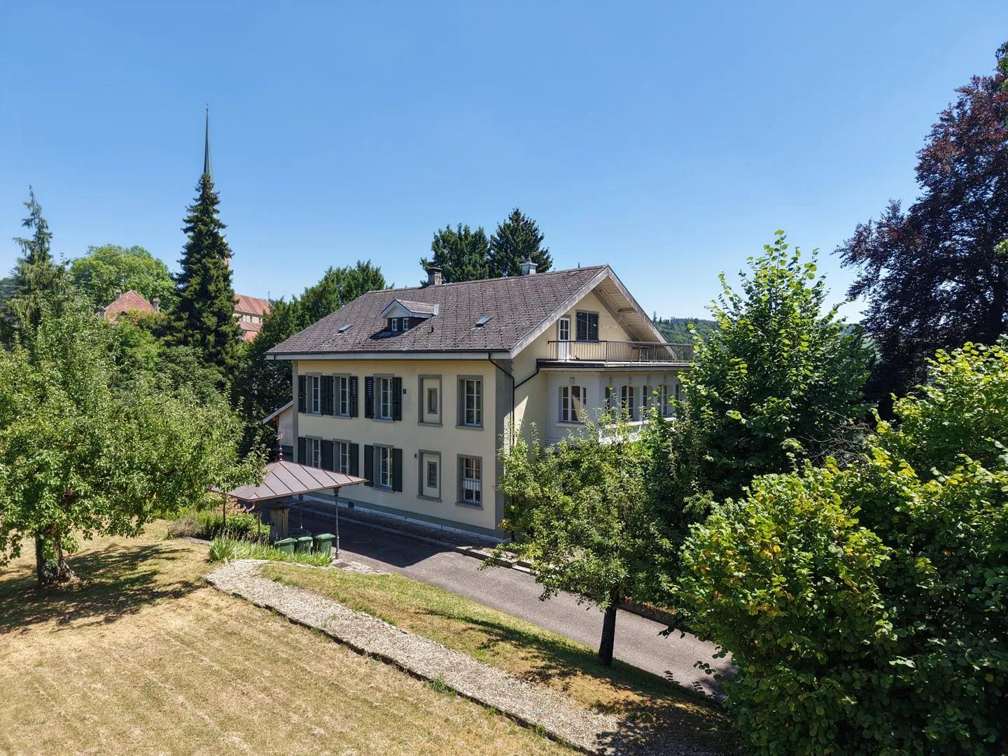 Historische Villa mit atemberaubendem Blick - Foto 5 von 16