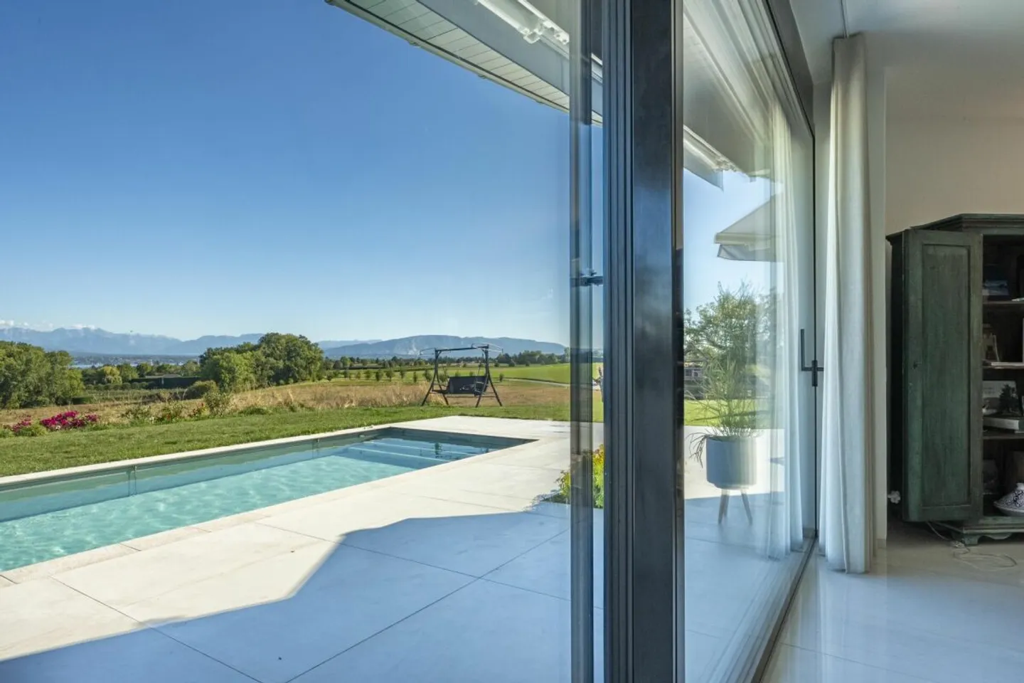 Luxury Home with Pools and Views - Photo 4 of 20