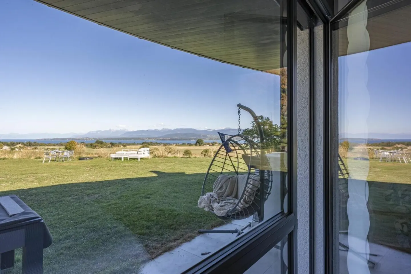 Luxury Home with Pools and Views - Photo 11 of 20