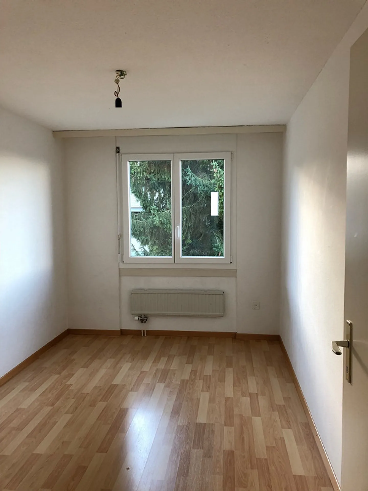 Sunny Family Apartment - Photo 7 of 9