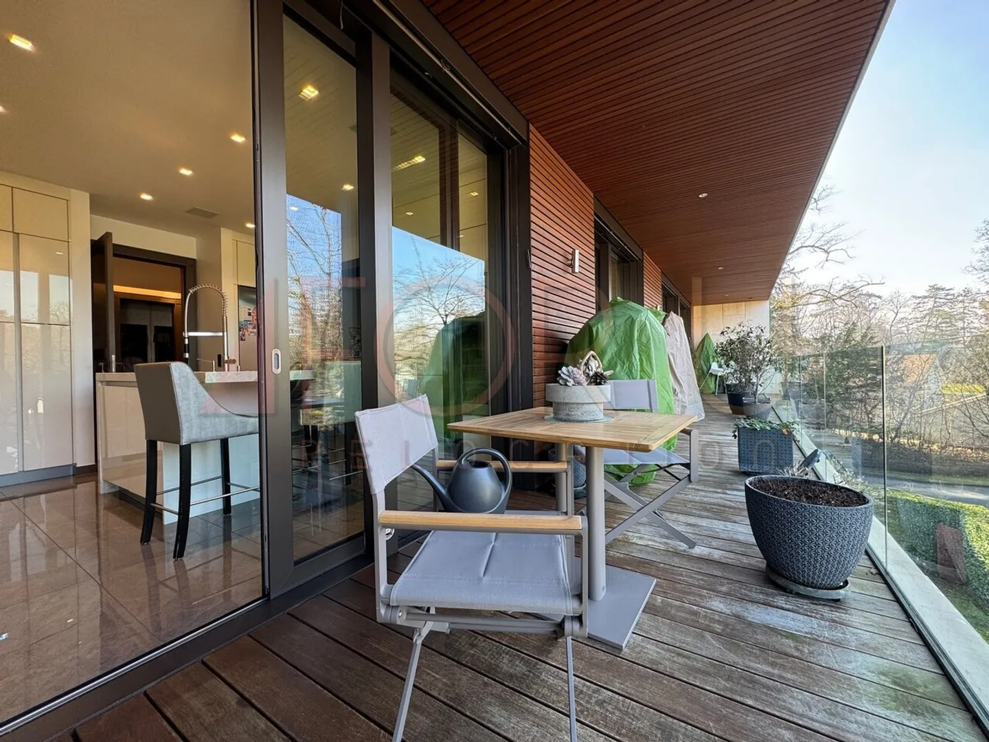 Wunderschönes Duplex-Penthouse mit 9 Zimmern und großer Terrasse in Conches - Foto 11 von 13